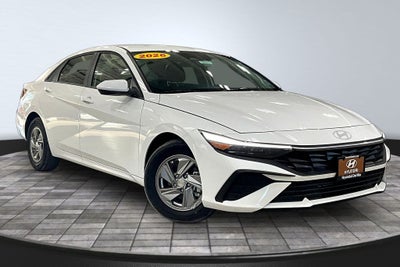 2026 Hyundai Elantra SE