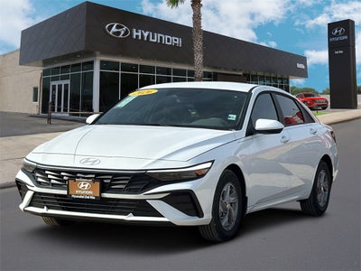 2026 Hyundai Elantra SE