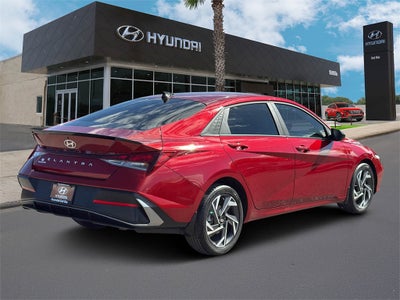 2025 Hyundai Elantra SEL Sport