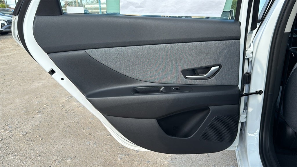 2025 Hyundai Elantra Hybrid Limited