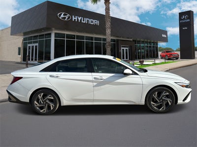 2025 Hyundai Elantra Hybrid Limited