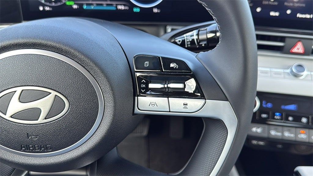 2025 Hyundai Elantra Hybrid Limited