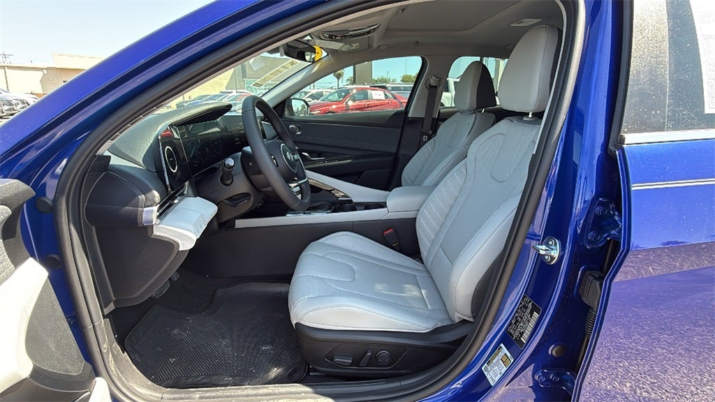 2025 Hyundai Elantra Hybrid Limited