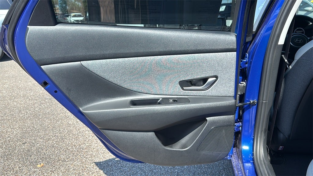 2025 Hyundai Elantra Hybrid Limited