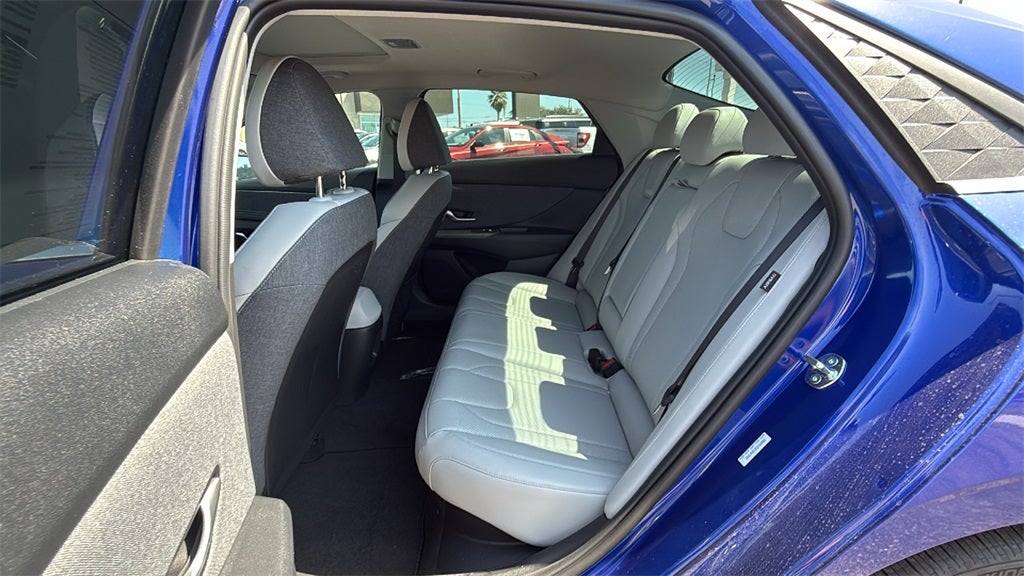 2025 Hyundai Elantra Hybrid Limited