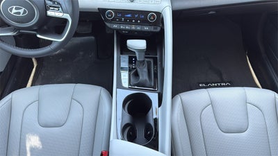 2025 Hyundai Elantra Hybrid Limited