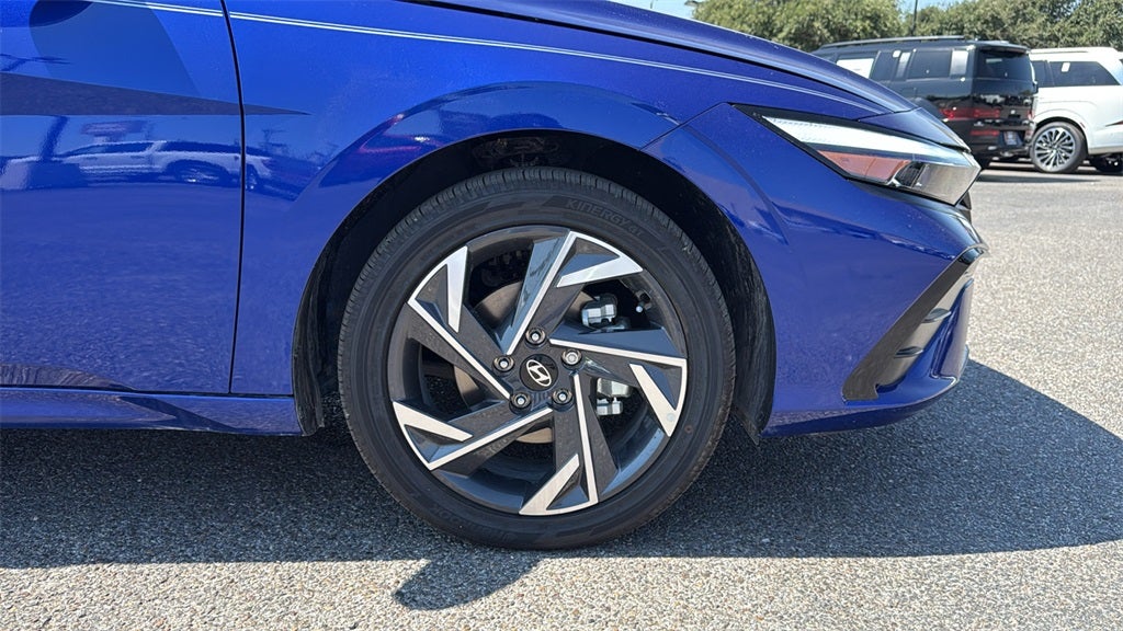 2025 Hyundai Elantra Hybrid Limited