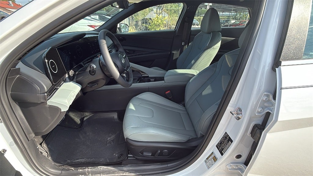 2025 Hyundai Elantra Hybrid Limited