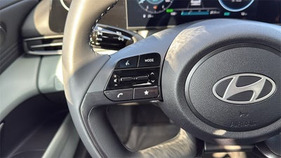 2025 Hyundai Elantra Hybrid Limited