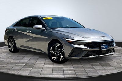 2025 Hyundai Elantra Limited