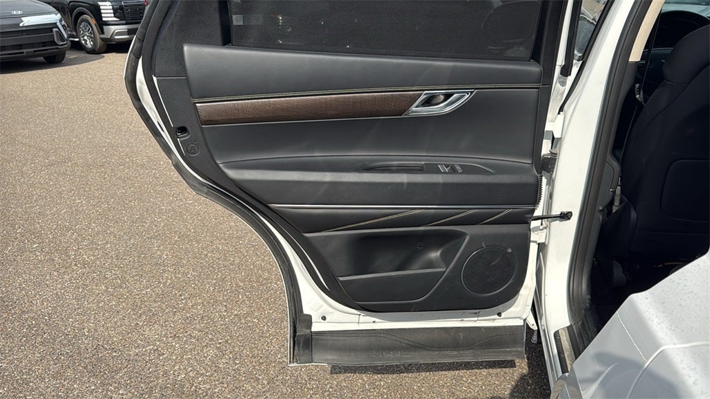 2024 Genesis GV80 2.5T