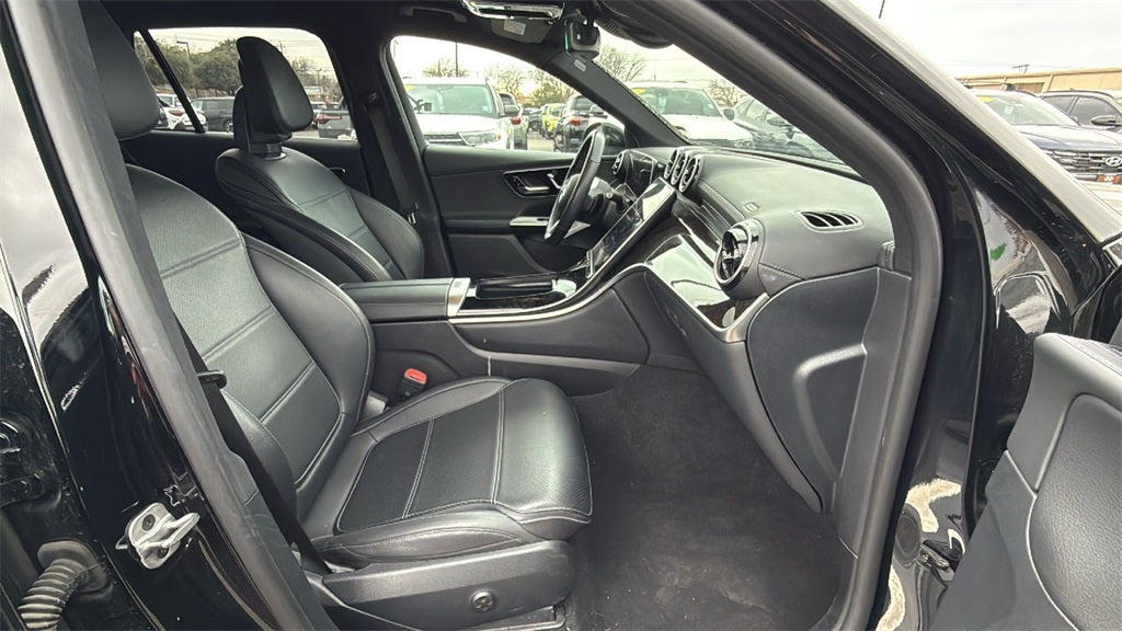 2024 Mercedes-Benz GLC GLC 300