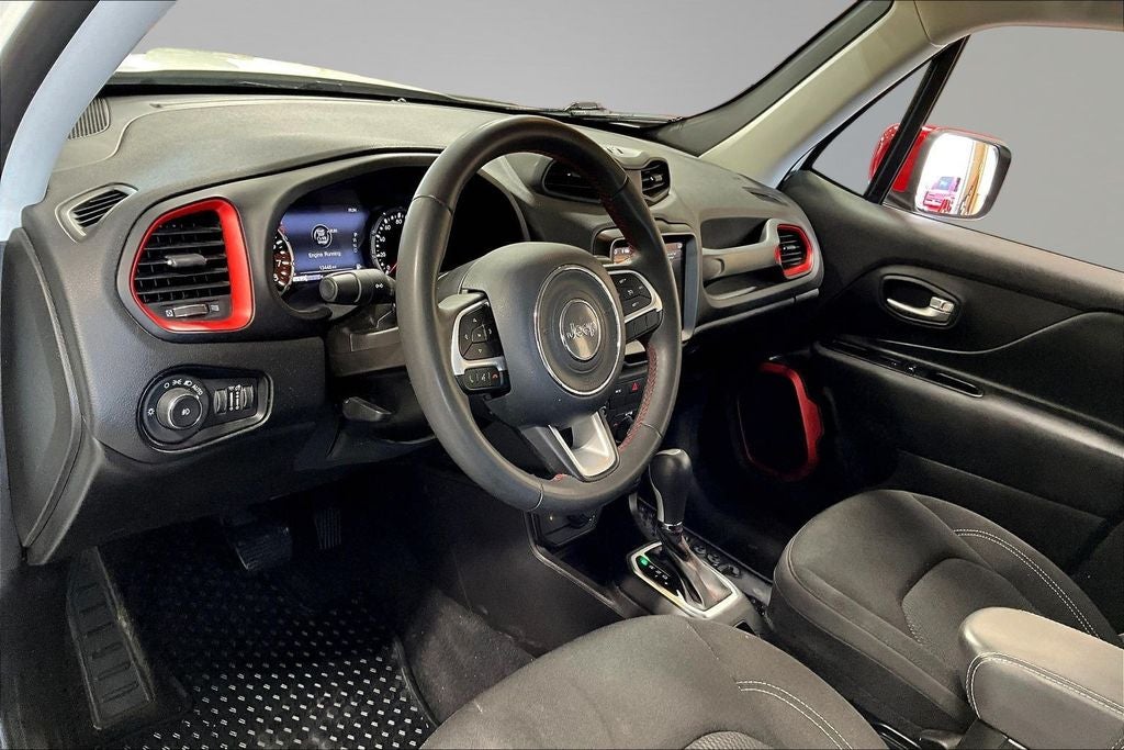 2023 Jeep Renegade Latitude RED EDITION 4X4