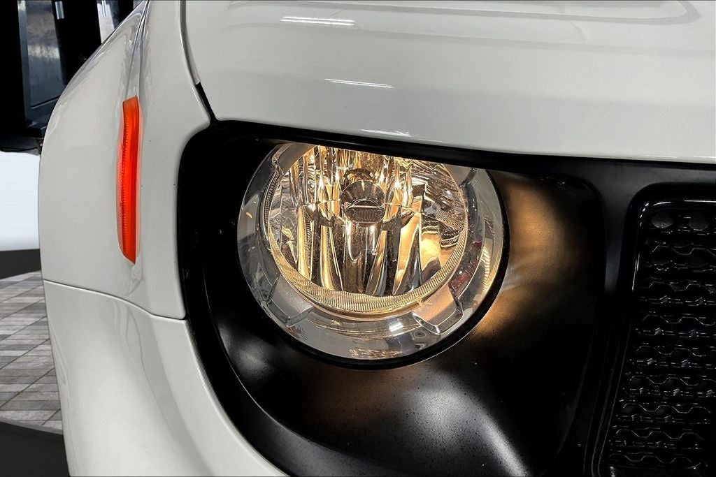 2023 Jeep Renegade Latitude RED EDITION 4X4