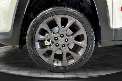 2023 Jeep Renegade Latitude RED EDITION 4X4
