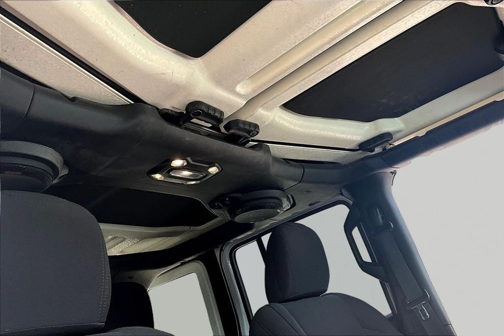 2023 Jeep Wrangler Sport Altitude