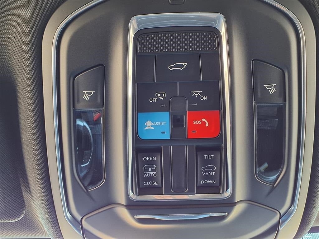 2025 Jeep Grand Cherokee Laredo X