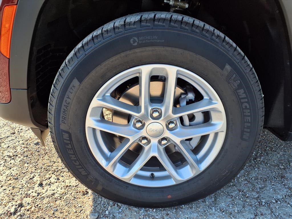 2025 Jeep Grand Cherokee Laredo X