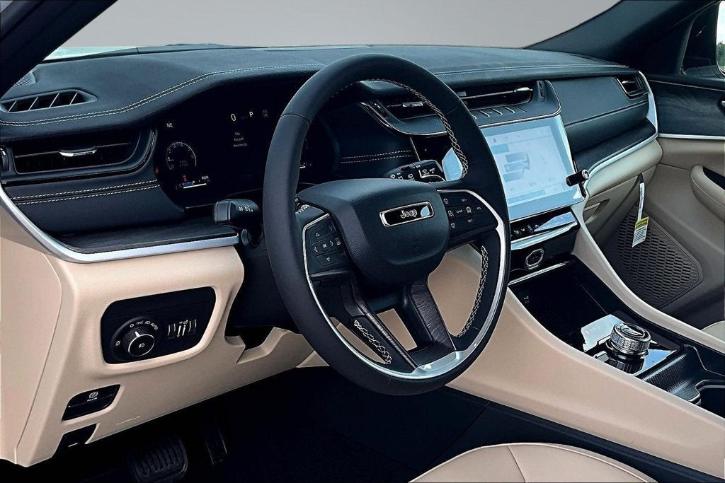 2027 Jeep Grand Cherokee L Limited