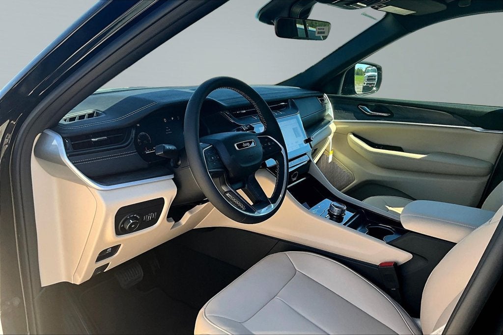 2027 Jeep Grand Cherokee L Limited