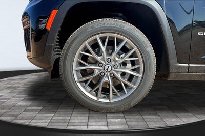 2027 Jeep Grand Cherokee L Limited