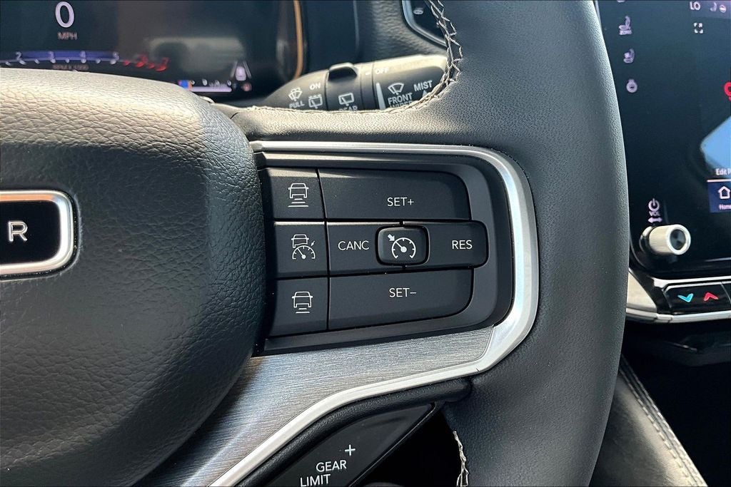 2025 Jeep Wagoneer L Series II
