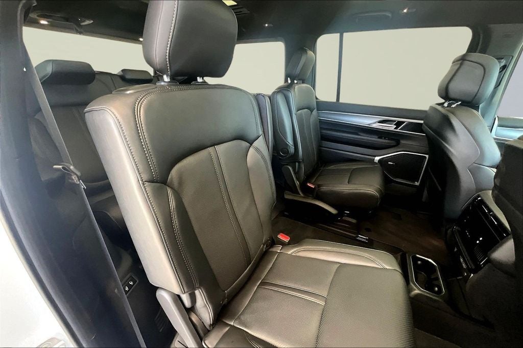 2026 Jeep Grand Wagoneer 4x4