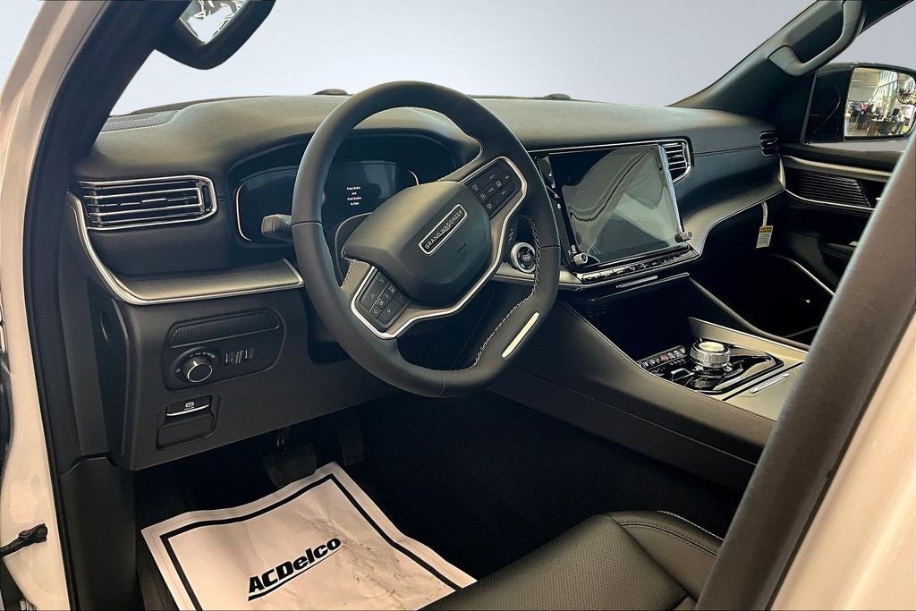 2026 Jeep Grand Wagoneer 4x4