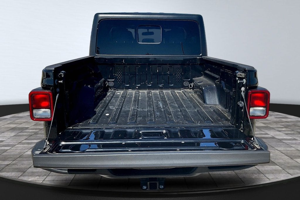 2023 Jeep Gladiator Willys