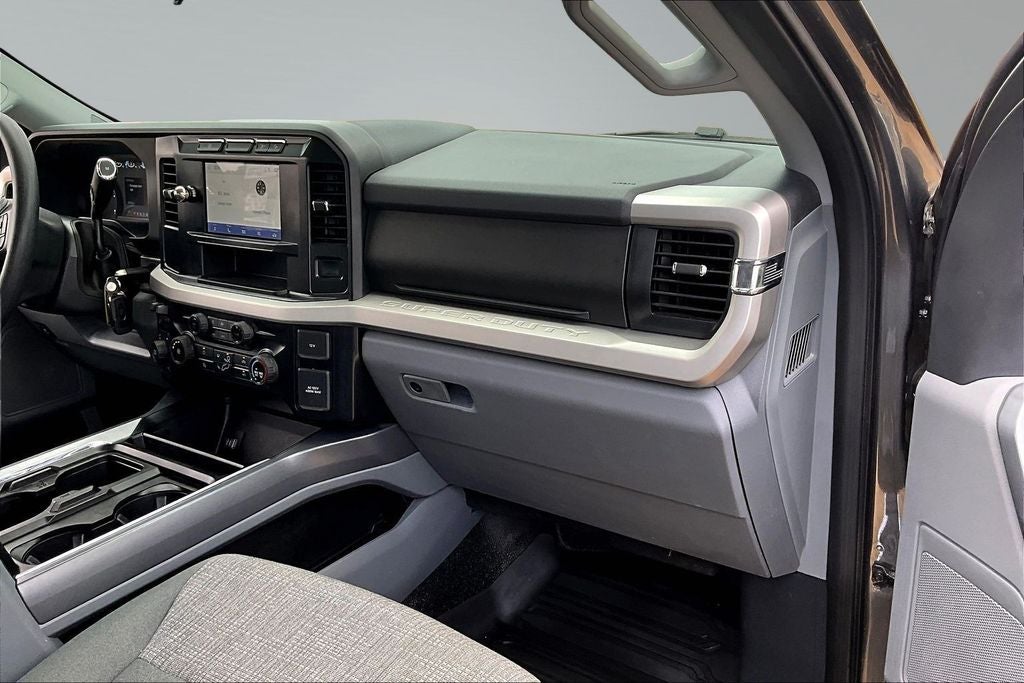 2024 Ford F-350SD XLT DRW