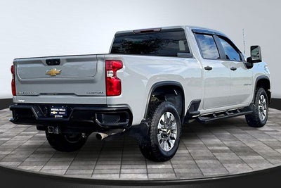 2024 Chevrolet Silverado 2500HD Custom