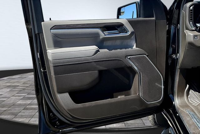2025 Chevrolet Silverado 1500 LT LT1