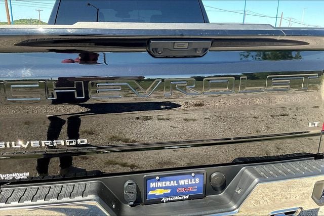 2025 Chevrolet Silverado 1500 LT LT1