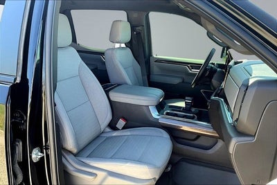 2025 Chevrolet Silverado 1500 LT LT1