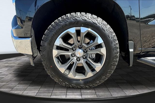 2025 Chevrolet Silverado 1500 LT LT1