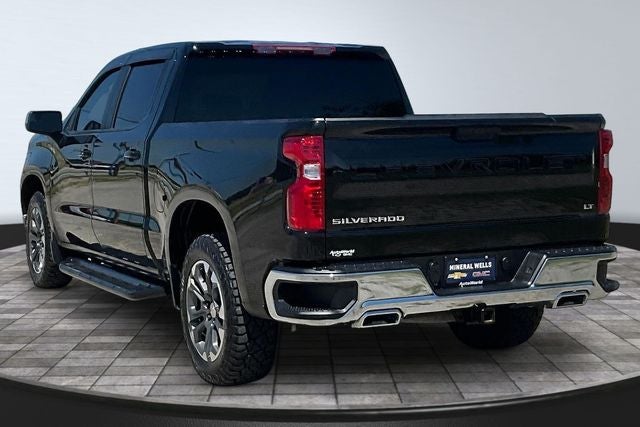 2025 Chevrolet Silverado 1500 LT LT1