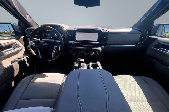2025 Chevrolet Silverado 1500 LT LT1