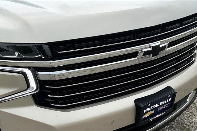 2024 Chevrolet Suburban LT