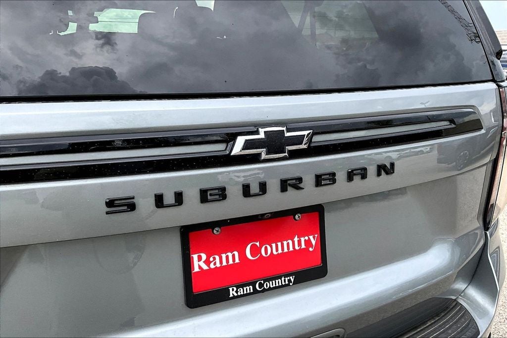 2023 Chevrolet Suburban Z71