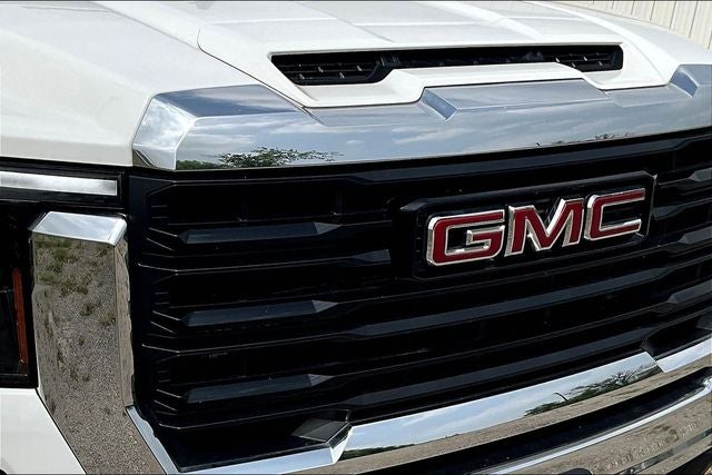 2024 GMC Sierra 2500HD Pro