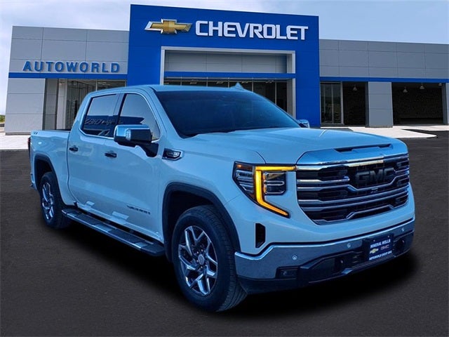 2025 GMC Sierra 1500 SLT