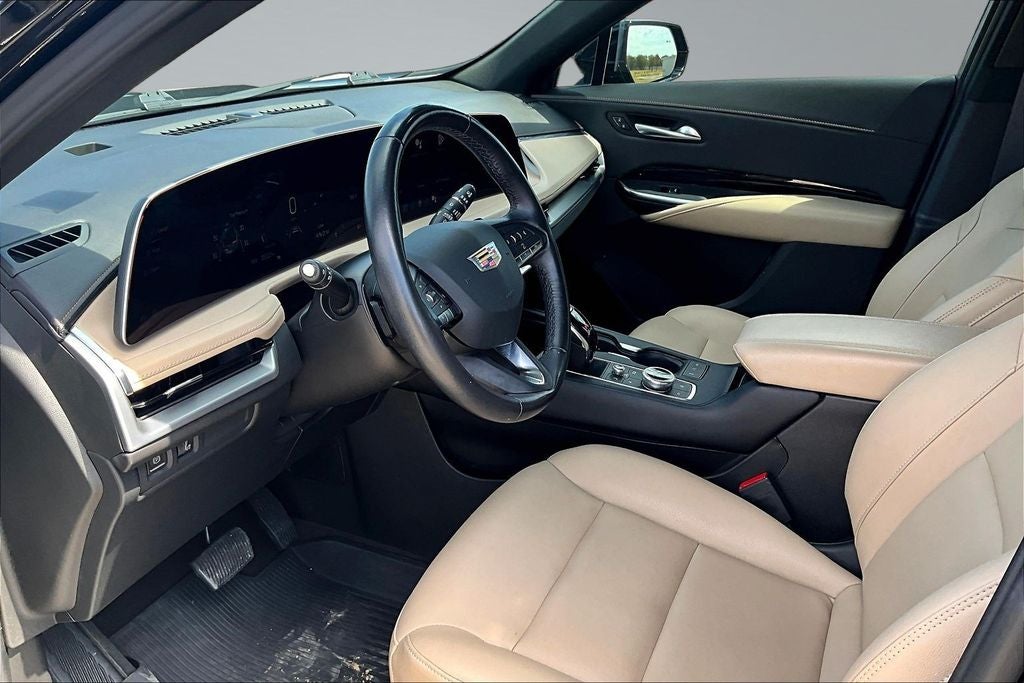 2024 Cadillac XT4 Luxury