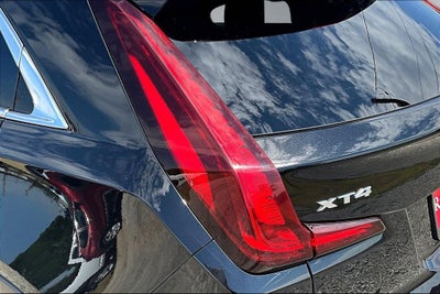 2024 Cadillac XT4 Luxury