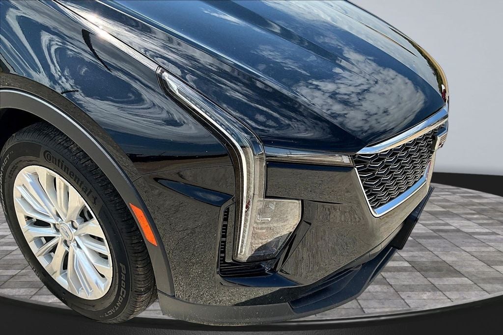 2024 Cadillac XT4 Luxury