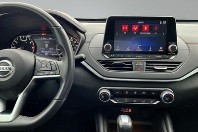 2022 Nissan Altima 2.0 SR