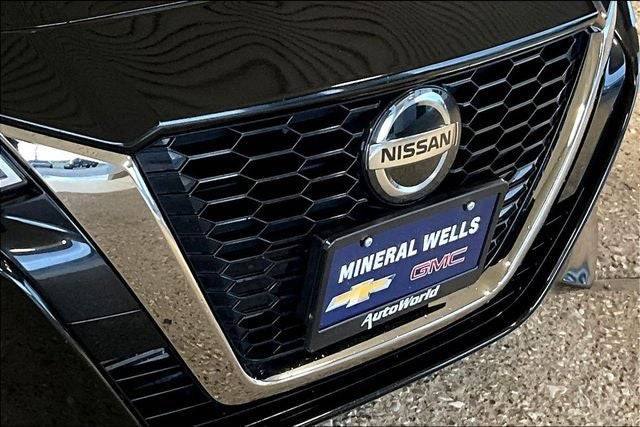 2022 Nissan Altima 2.0 SR