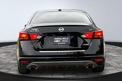 2022 Nissan Altima 2.0 SR