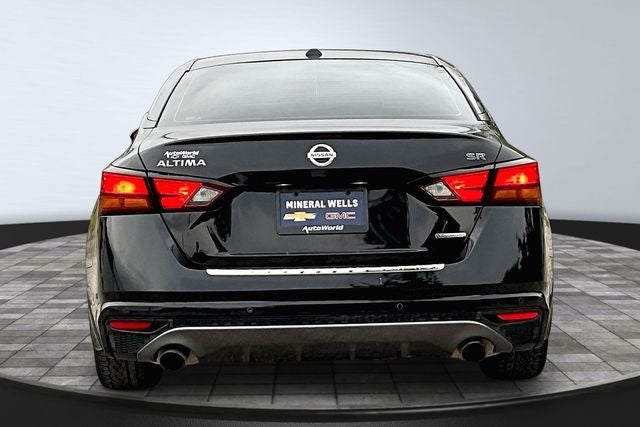 2022 Nissan Altima 2.0 SR
