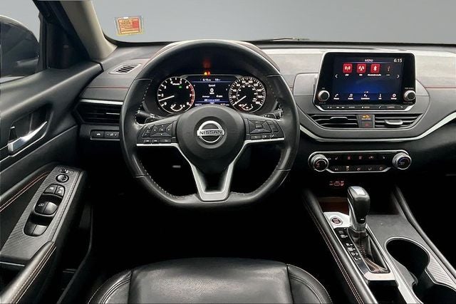 2022 Nissan Altima 2.0 SR
