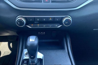 2021 Nissan Altima 2.0 SR